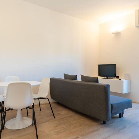 Lecco Lakefront Retreat ภายนอก รูปภาพ