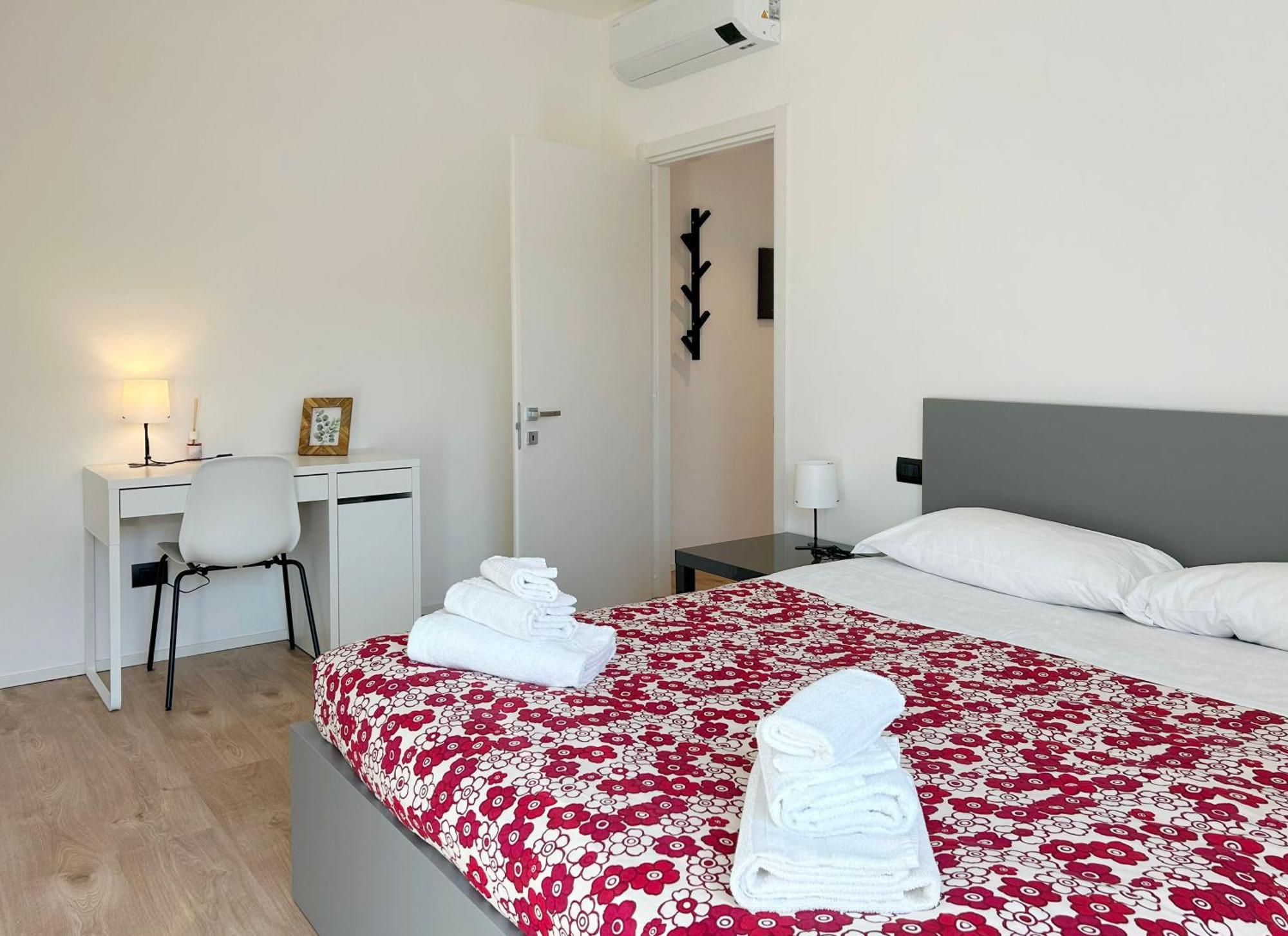 Lecco Lakefront Retreat ภายนอก รูปภาพ