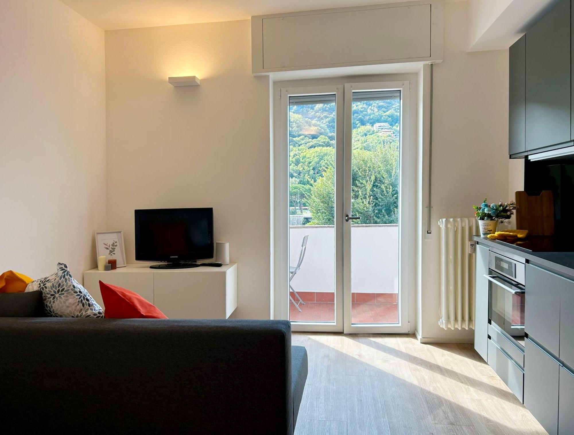 Lecco Lakefront Retreat ภายนอก รูปภาพ