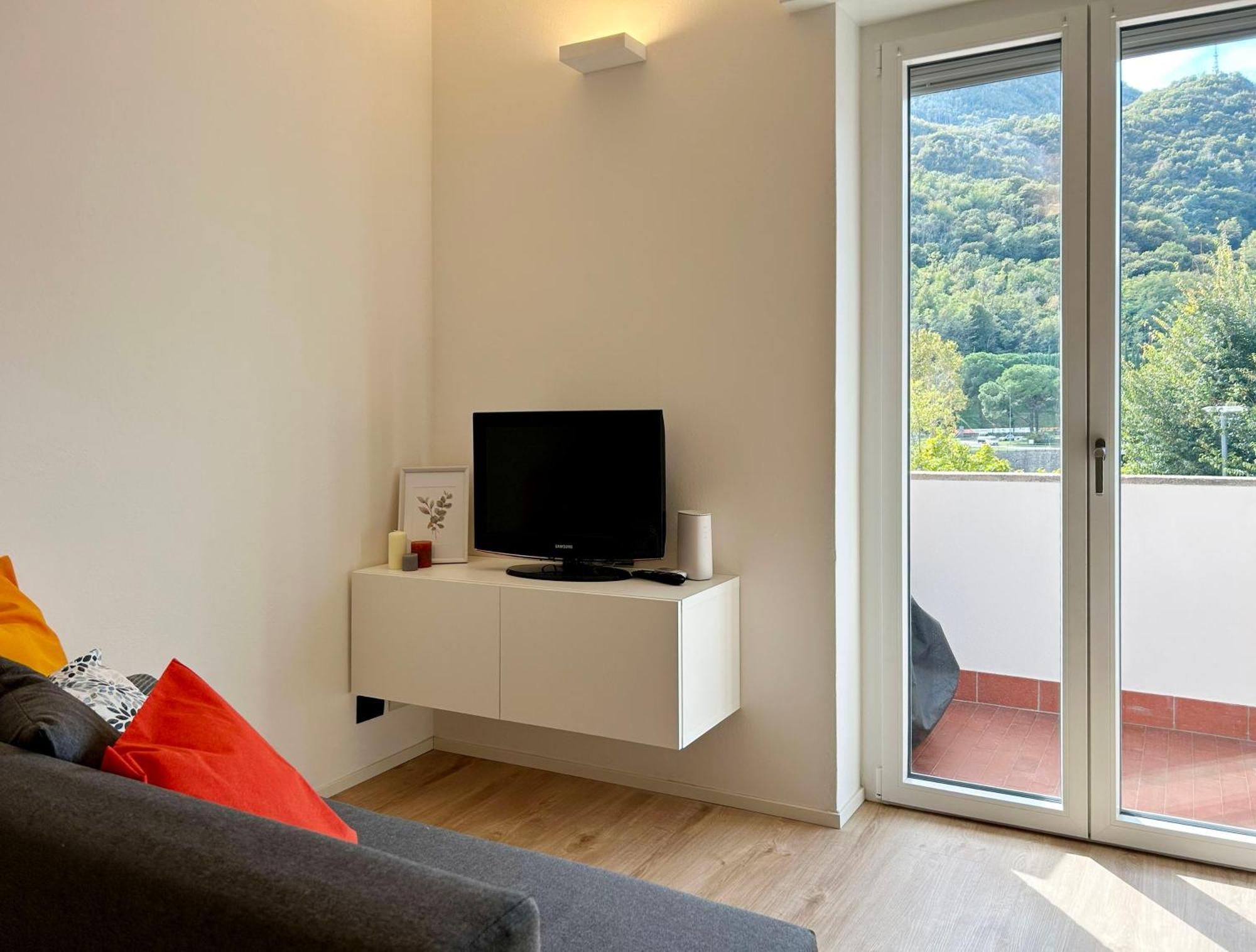 Lecco Lakefront Retreat ภายนอก รูปภาพ