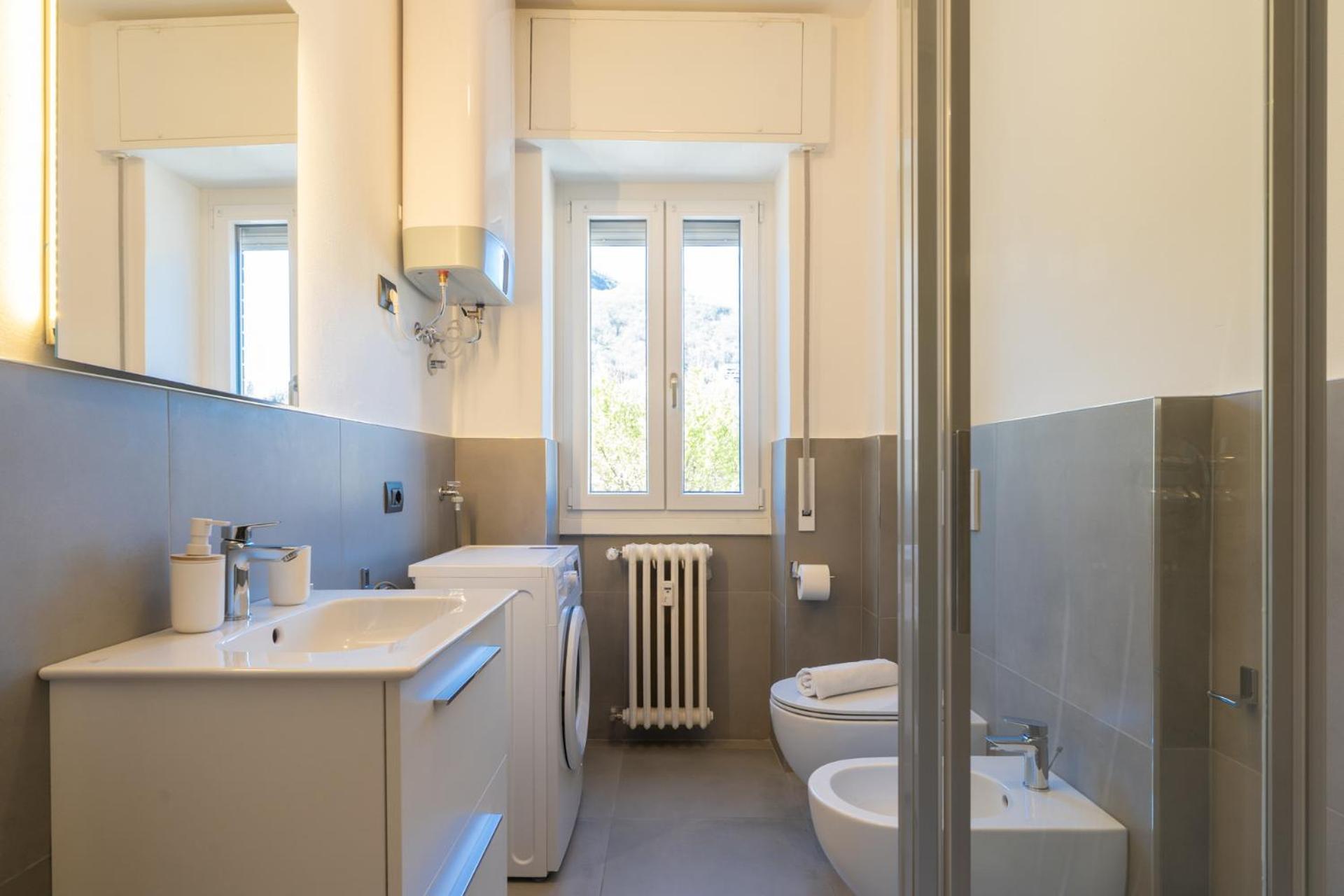 Lecco Lakefront Retreat ภายนอก รูปภาพ
