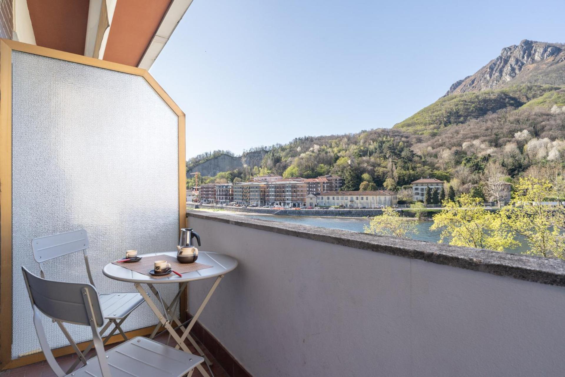 Lecco Lakefront Retreat ภายนอก รูปภาพ
