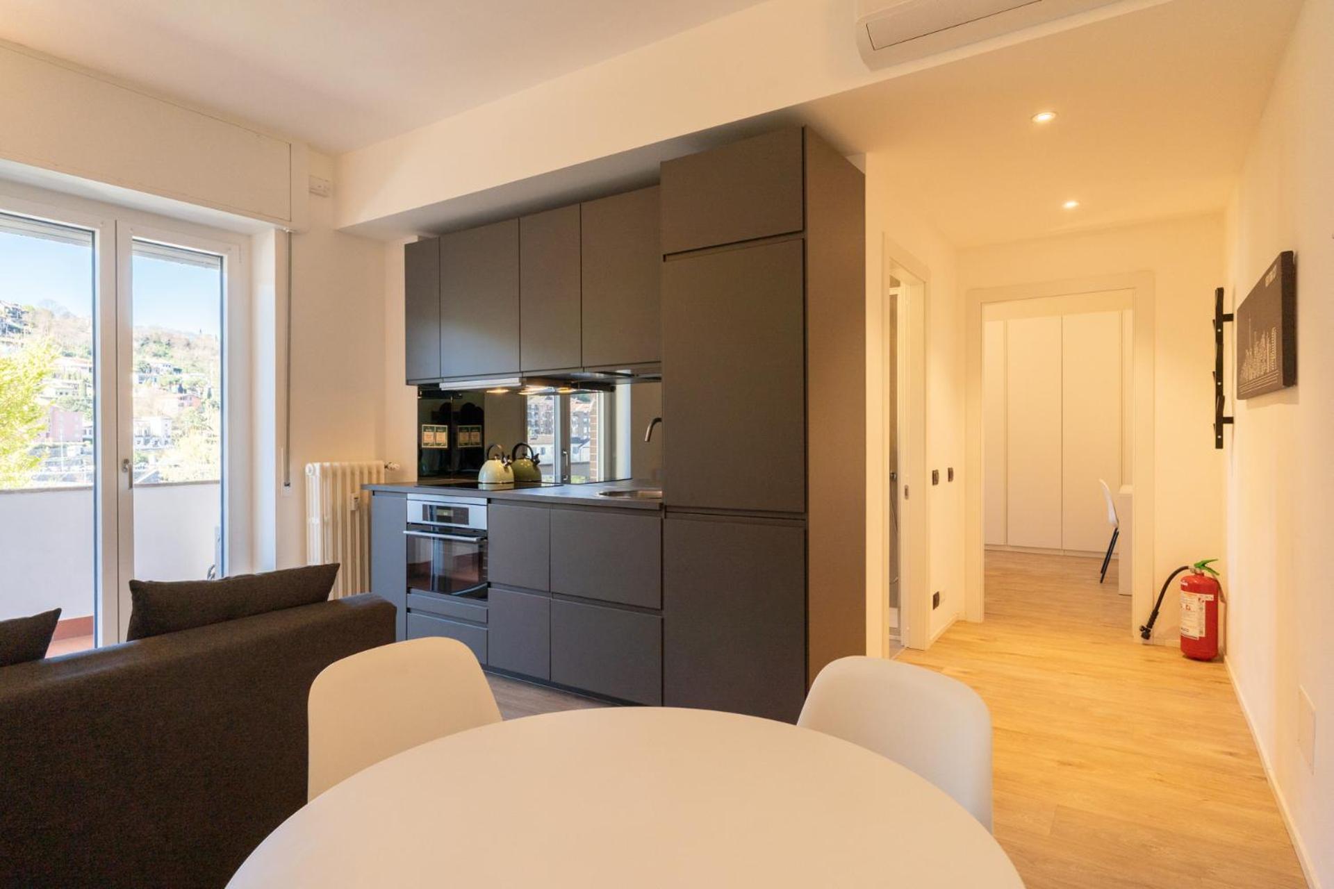 Lecco Lakefront Retreat ภายนอก รูปภาพ