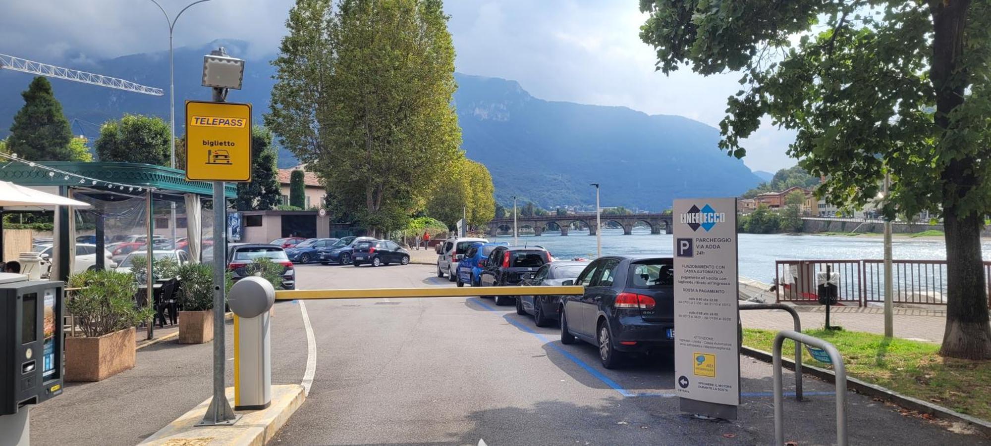 Lecco Lakefront Retreat ภายนอก รูปภาพ